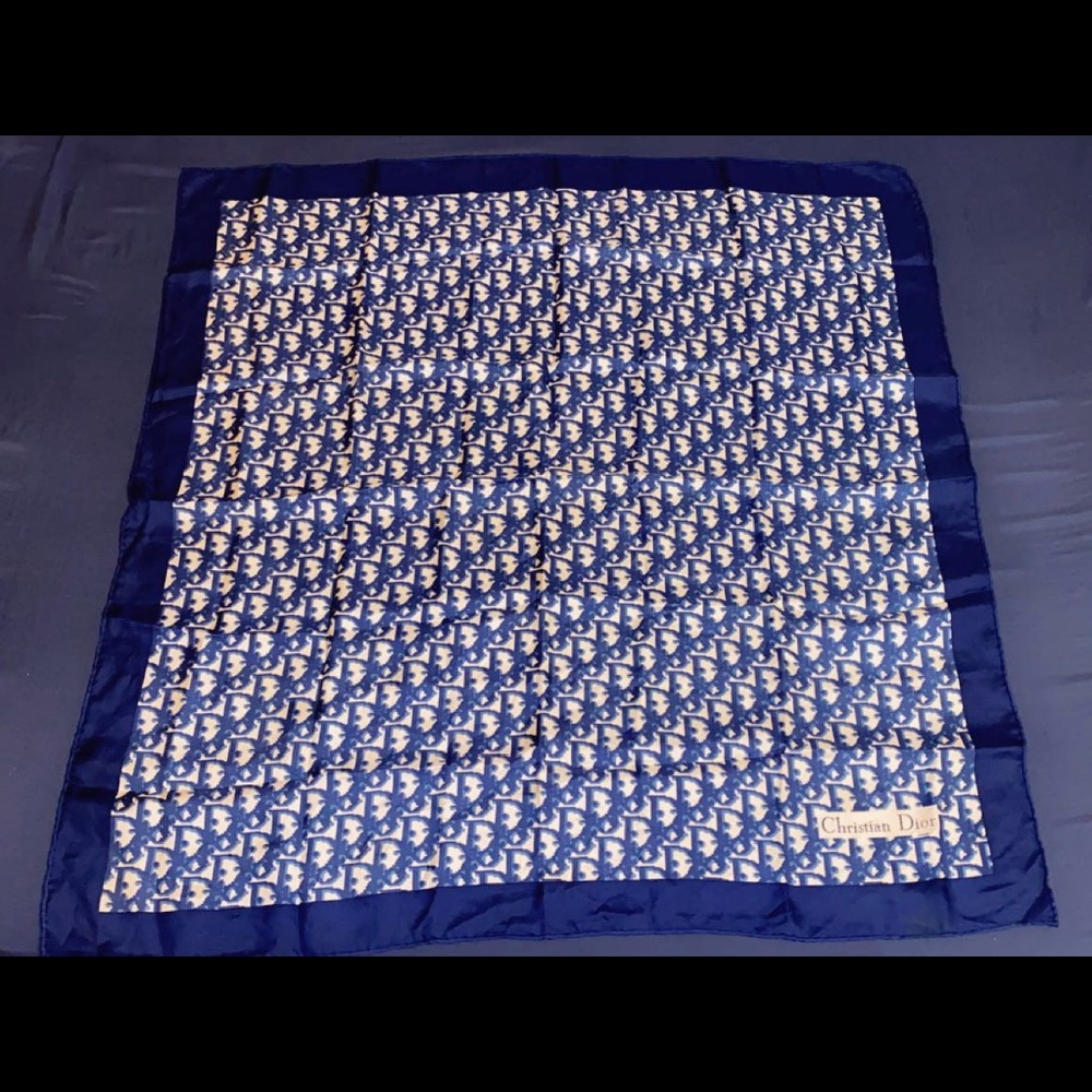 DIOR MONOGRAM SCARF